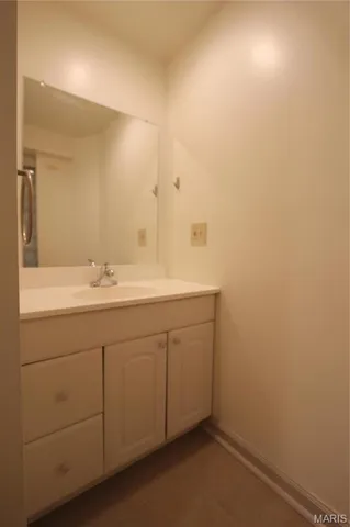 $1,100 | 3809 Shenandoah Avenue, Unit BSMT, St. Louis, MO 63110