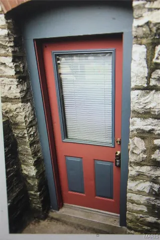 $1,100 | 3809 Shenandoah Avenue, Unit BSMT, St. Louis, MO 63110