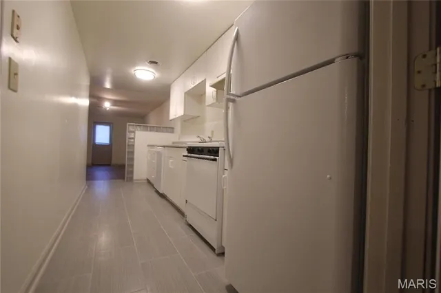$1,100 | 3809 Shenandoah Avenue, Unit BSMT, St. Louis, MO 63110