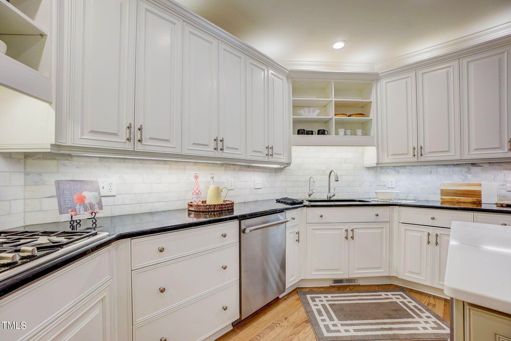 5101 Roseland Court Raleigh, NC 27613 - Photo 15 of 71 Kitchen