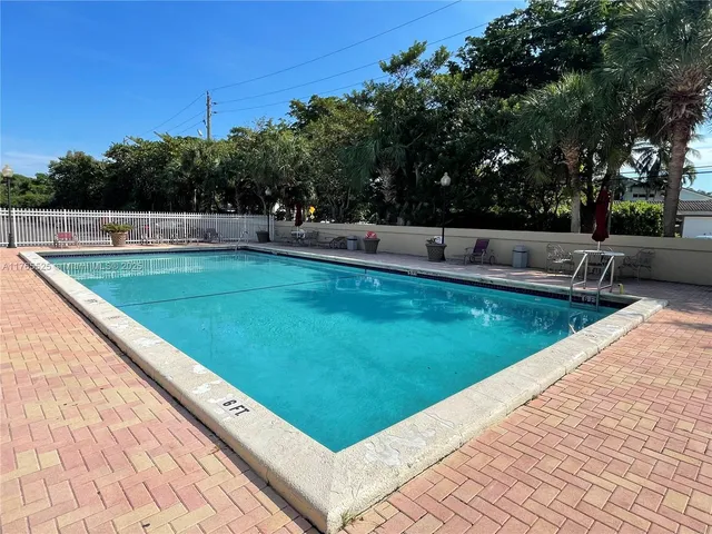 $260,000 | 1800 Sans Souci Boulevard, Unit 107, North Miami, FL 33181