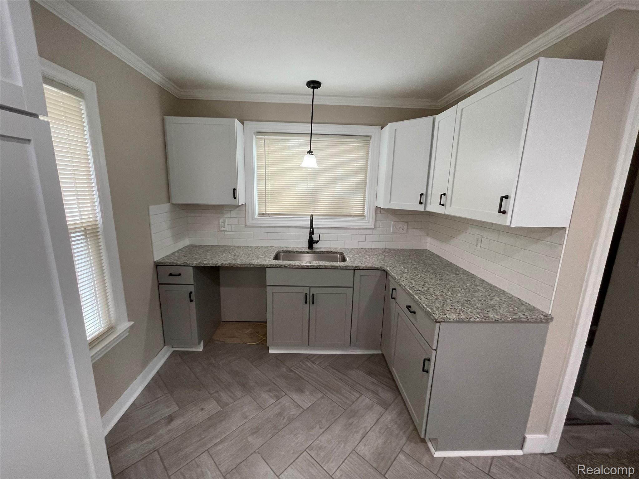 5776 Devonshire Road Detroit, MI 48224 - Photo 17 of 51 VyUPqNKTSlOSnmN6vycSjw.jpg