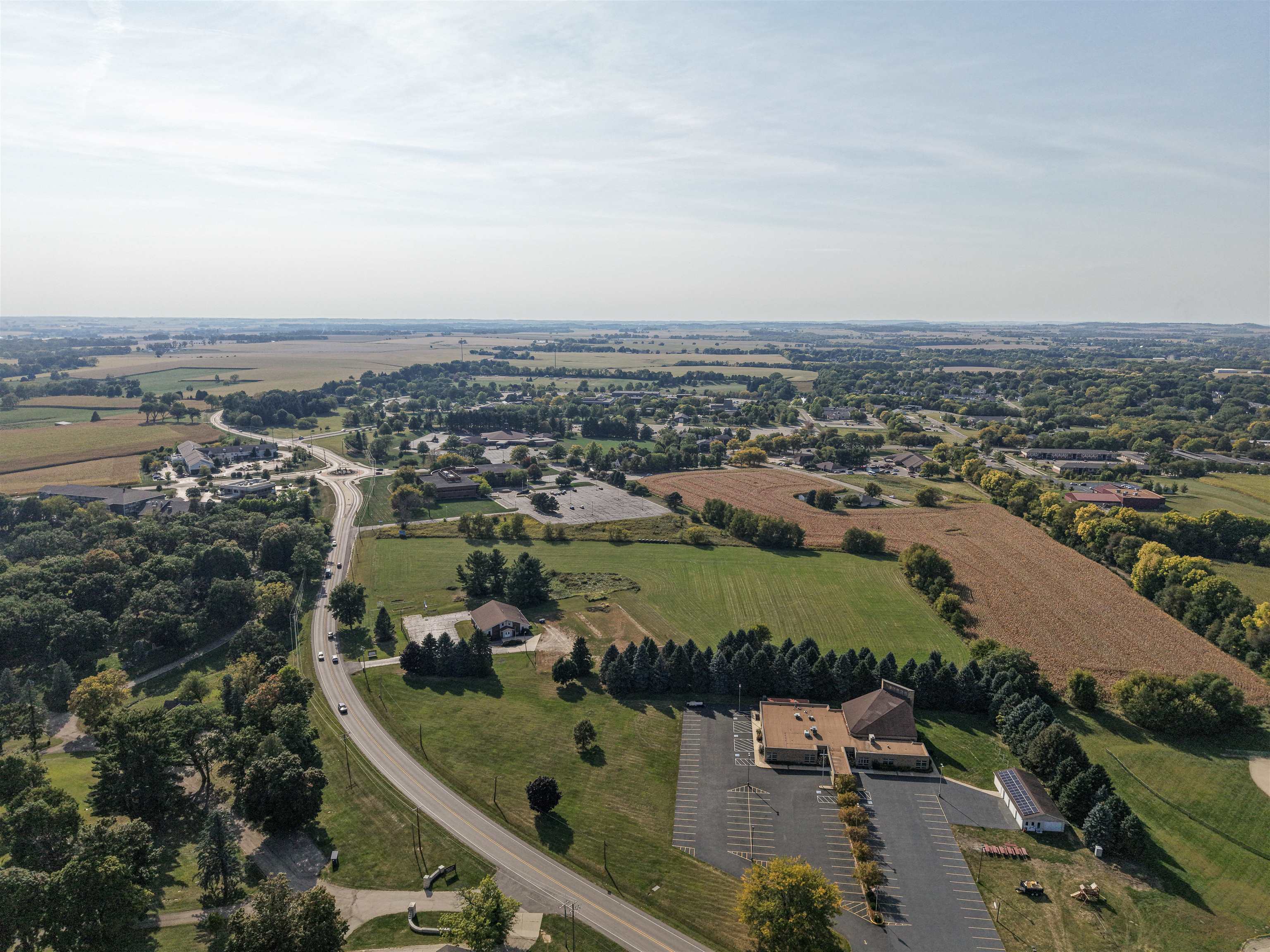 2810 West Pearl City Road Freeport, IL 61032 - Photo 4 of 16 an aerial view of a house with a lake view