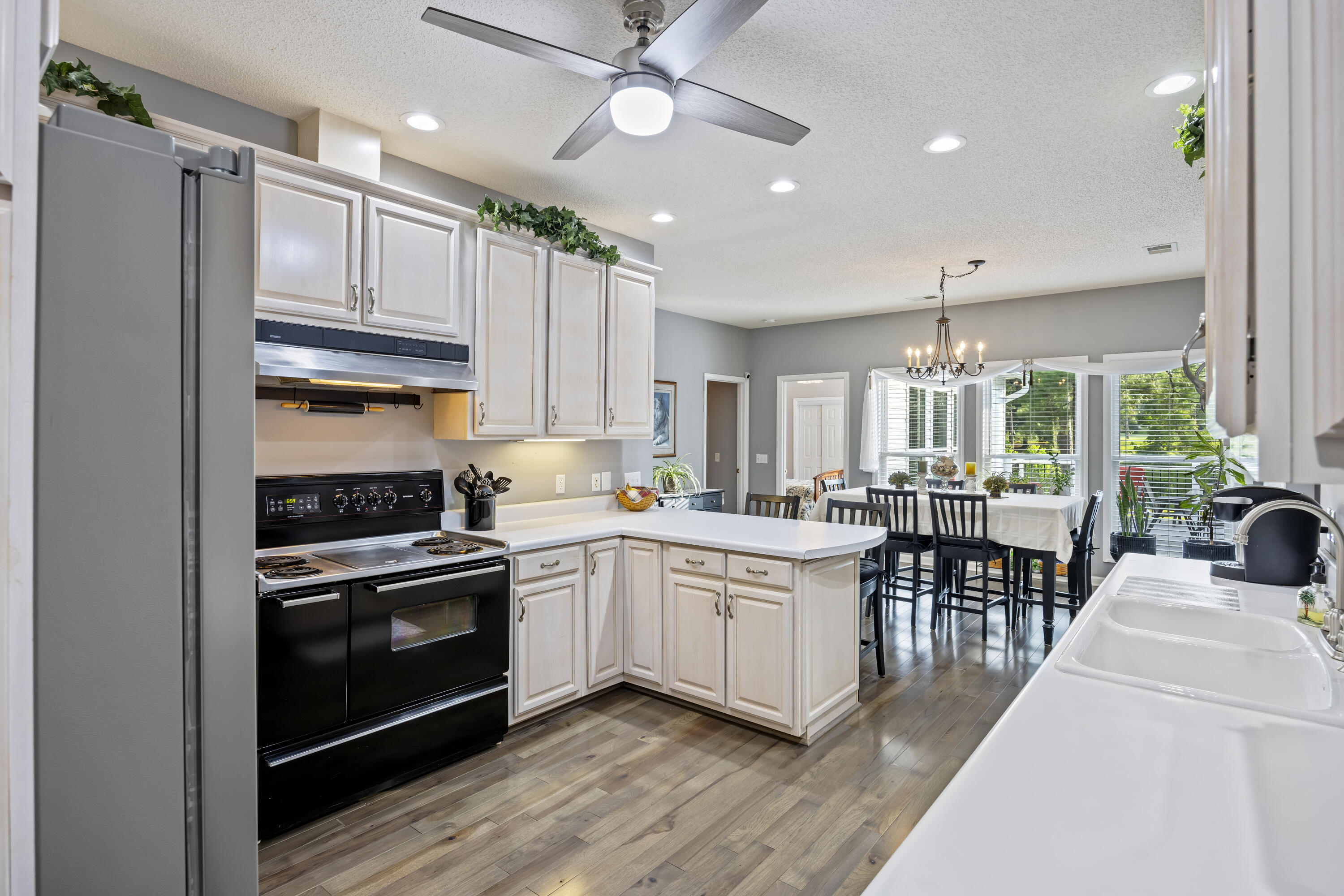 202 Cooper Drive Santee, SC 29142 - Photo 23 of 61 243A8517