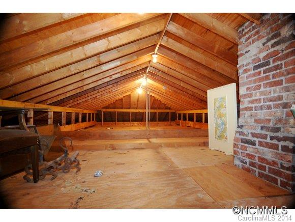 1339 Hogback Mountain Road Tryon, NC 28782 - Photo 16 of 24 Gallery Image 16