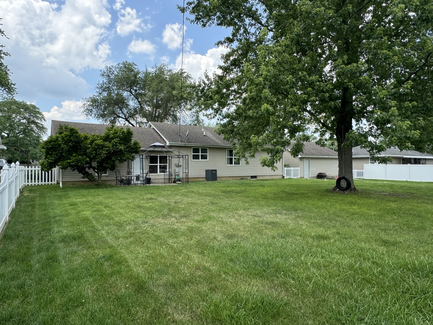 374 North Park Road Herscher, IL 60941 - Photo 12 of 16 a front view of a house with a yard