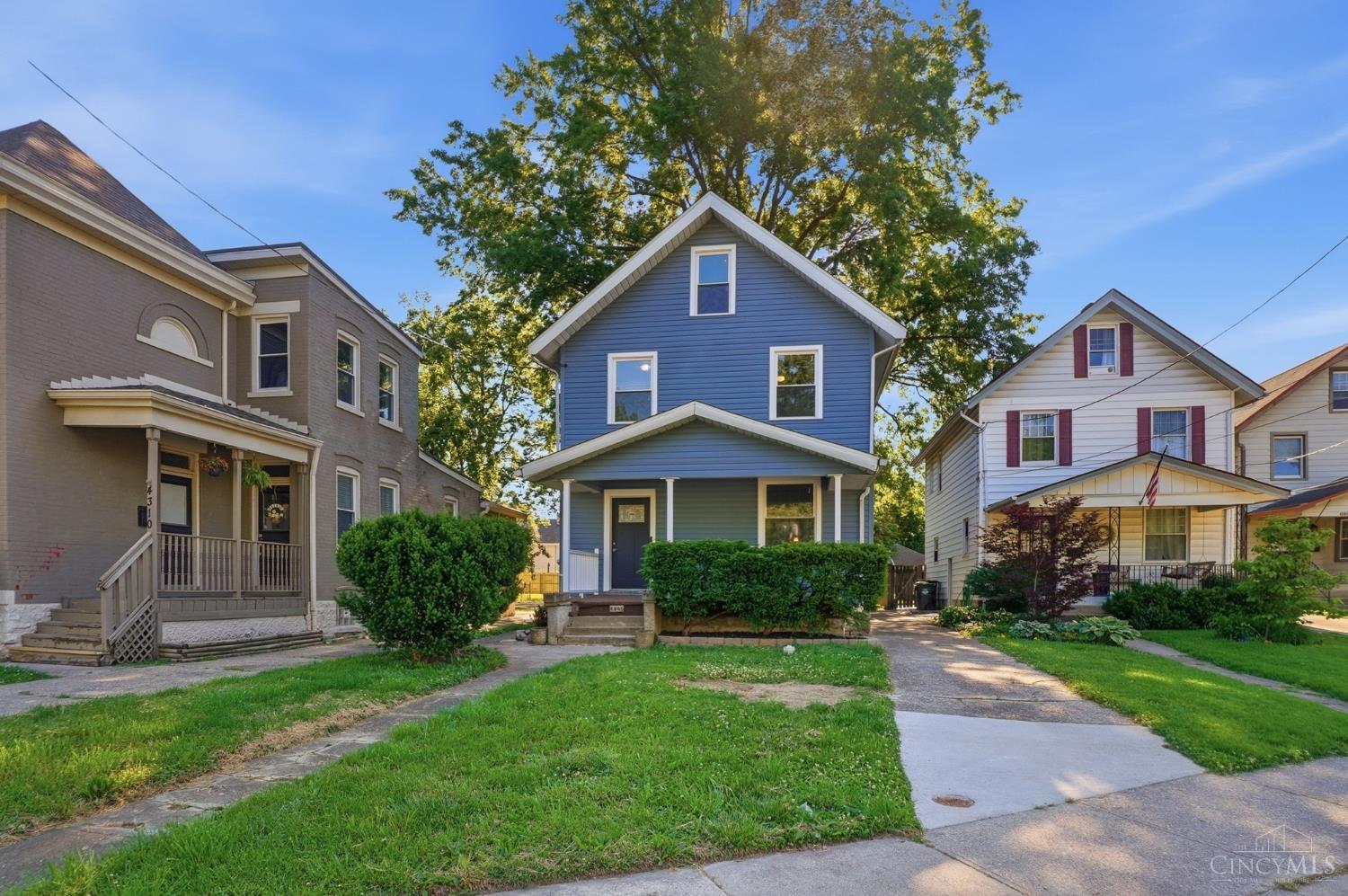4308 Smith Road Cincinnati, OH 45212 - Photo 3 of 43