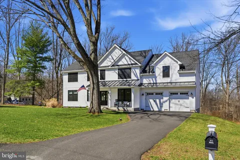 front view of house with a yard