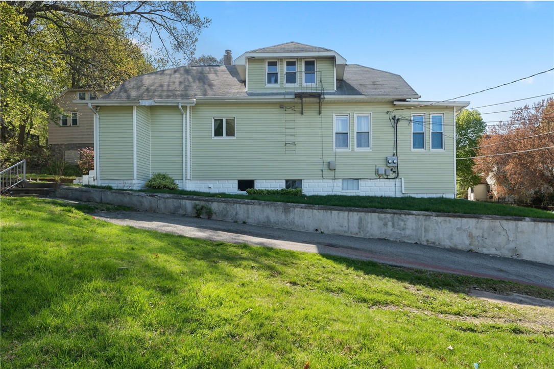 223 Paradis Avenue Woonsocket, RI 02895 - Photo 31 of 35 Gallery Image 31
