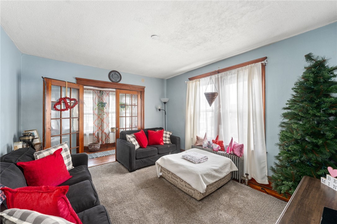 223 Paradis Avenue Woonsocket, RI 02895 - Photo 7 of 35 Gallery Image 7
