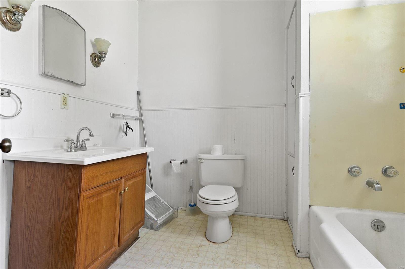 3202 West Main Street Belleville, IL 62226 - Photo 7 of 21