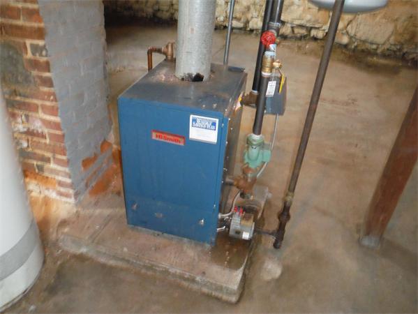 358 Main Street Clinton, MA 01510 - Photo 9 of 11