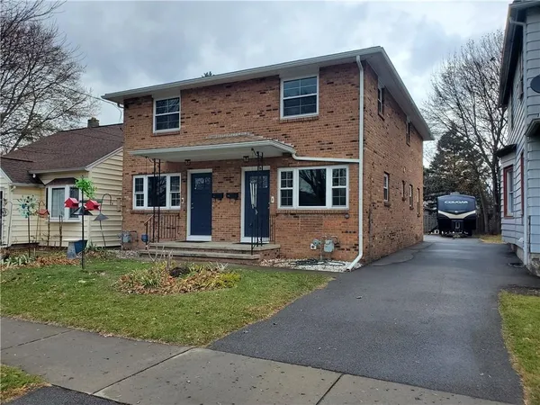 $1,900 | 333 1/2 Garfield Avenue, East Rochester, NY 14445