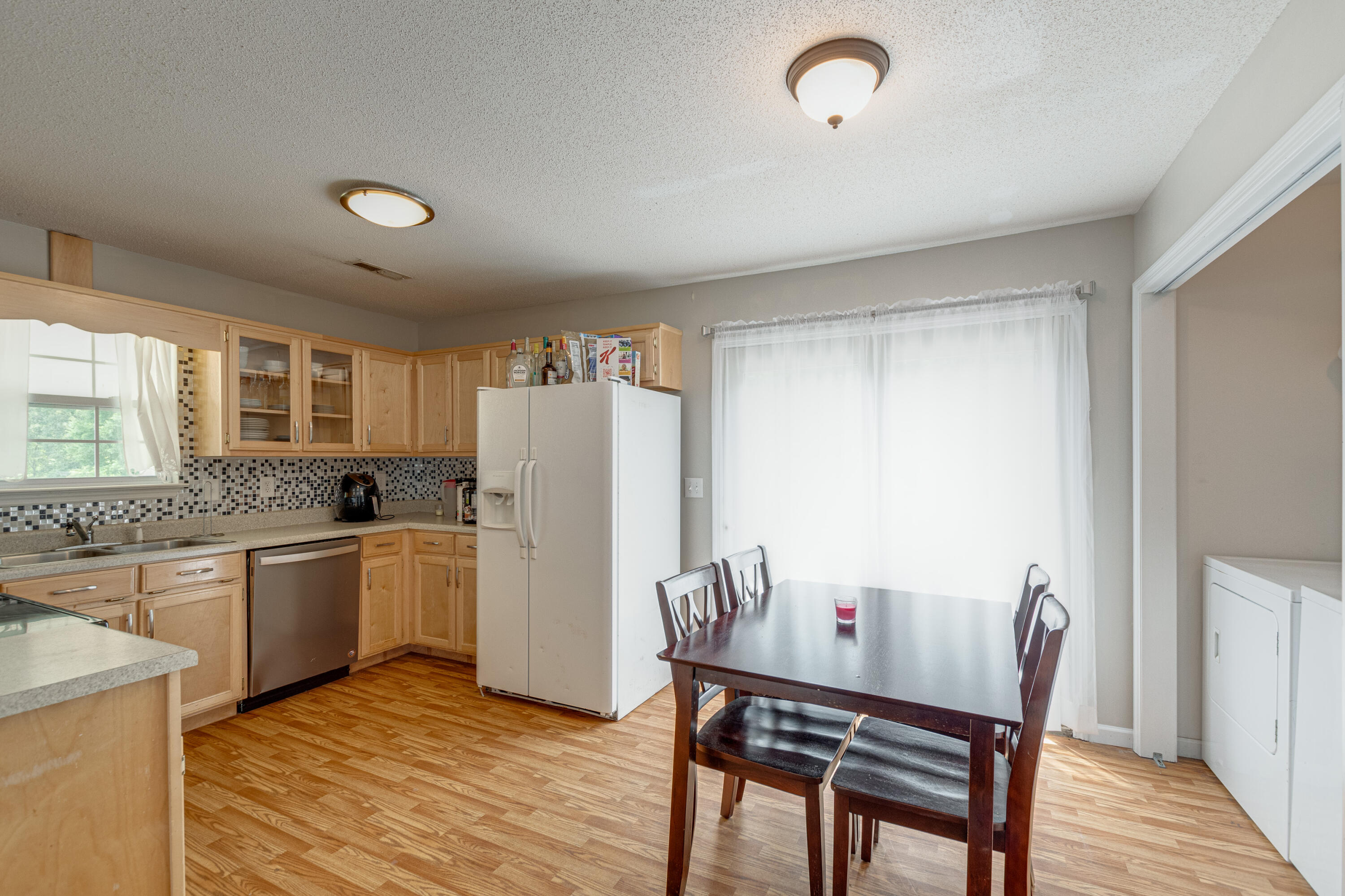 217 Casteel Road Cleveland, TN 37323 - Photo 6 of 23 217 Casteel Rd-6