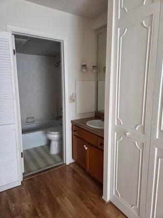 $1,450 | 3720 Inverrary Drive, Unit 2B, Lauderhill, FL 33319