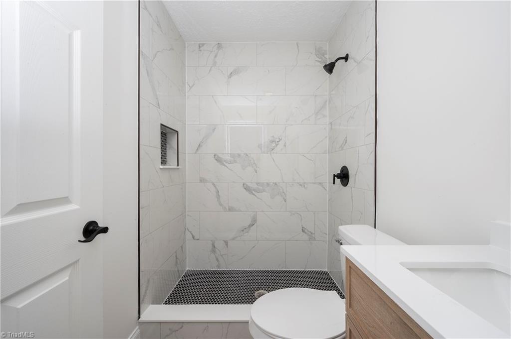 880 Motor Road Winston-Salem, NC 27105 - Photo 17 of 37