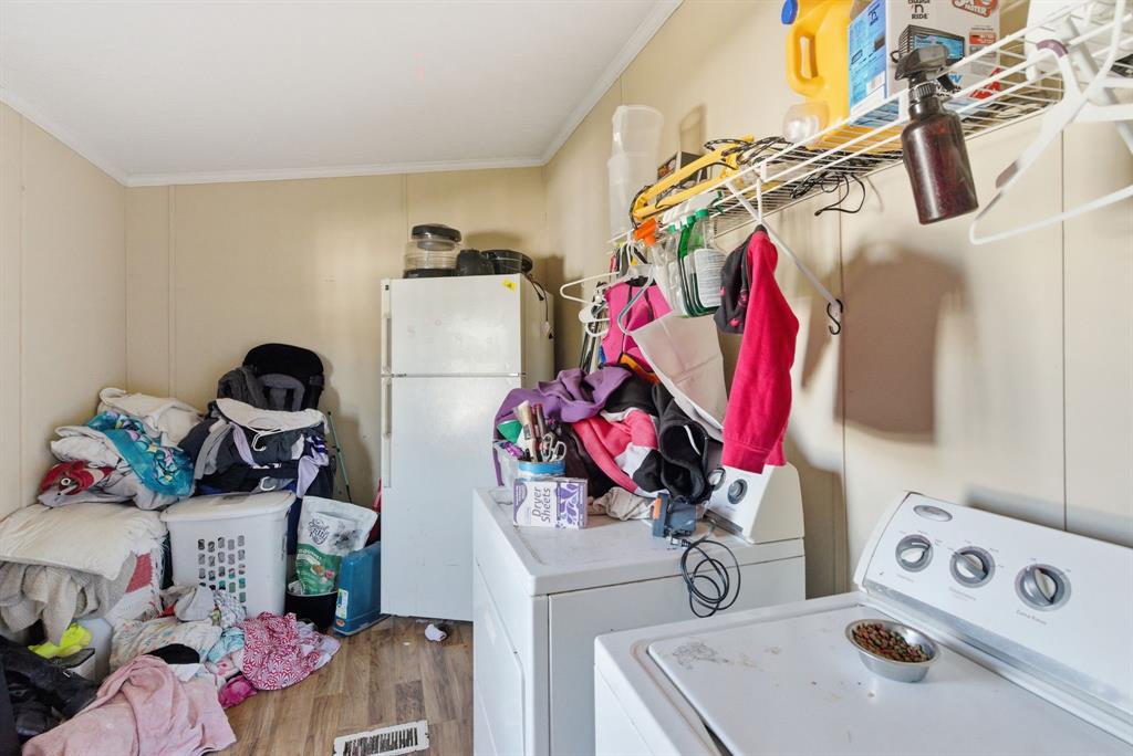 406 Hilltop Meadows Court Springtown, TX 76082 - Photo 26 of 33 a view of utility room