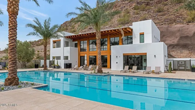 $22,495 | 5000 East Camelback Road, Unit 102, Scottsdale, AZ 85251