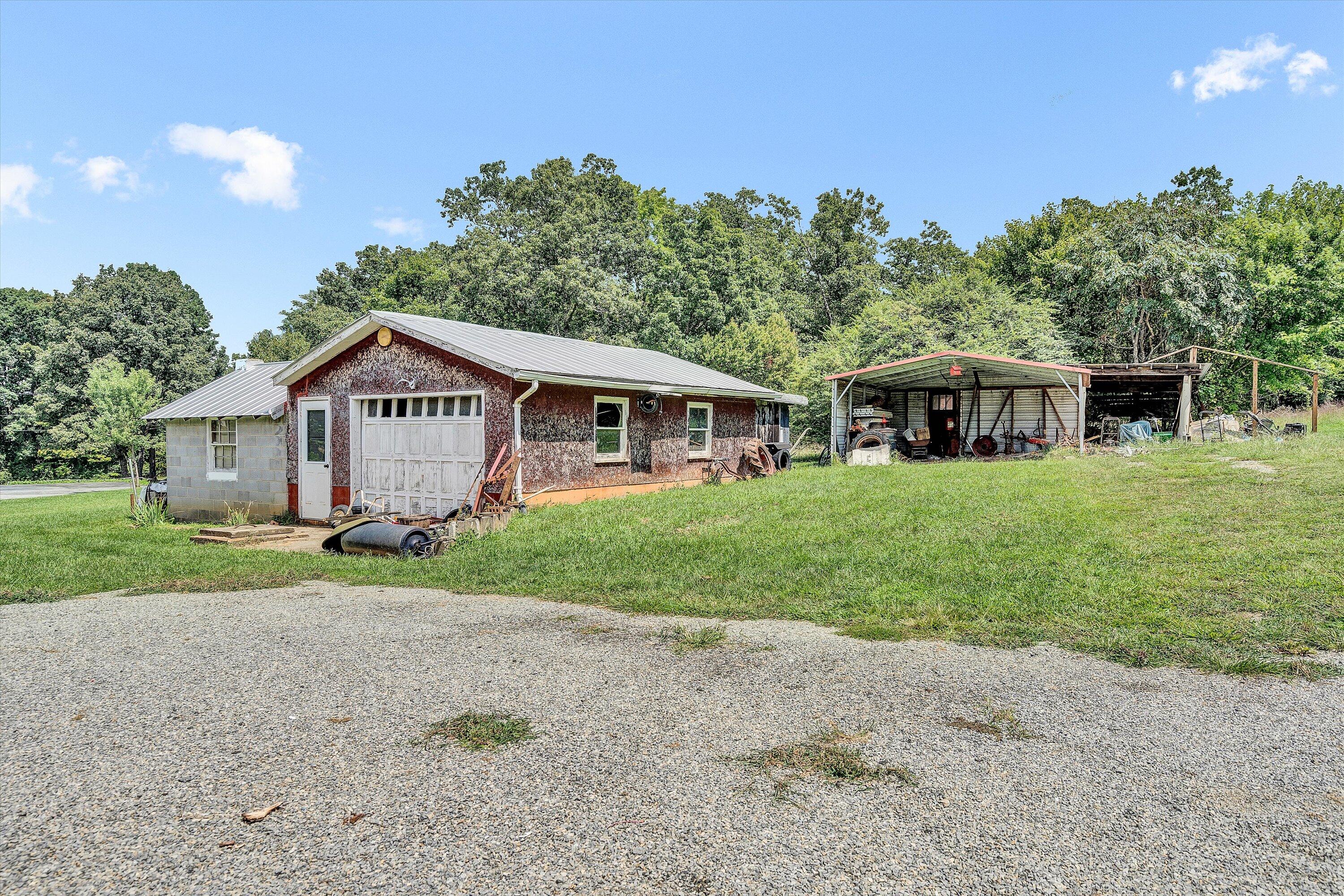 204 Farm View Road Glade Hill, VA 24092 - Photo 22 of 32 22-DSC07958