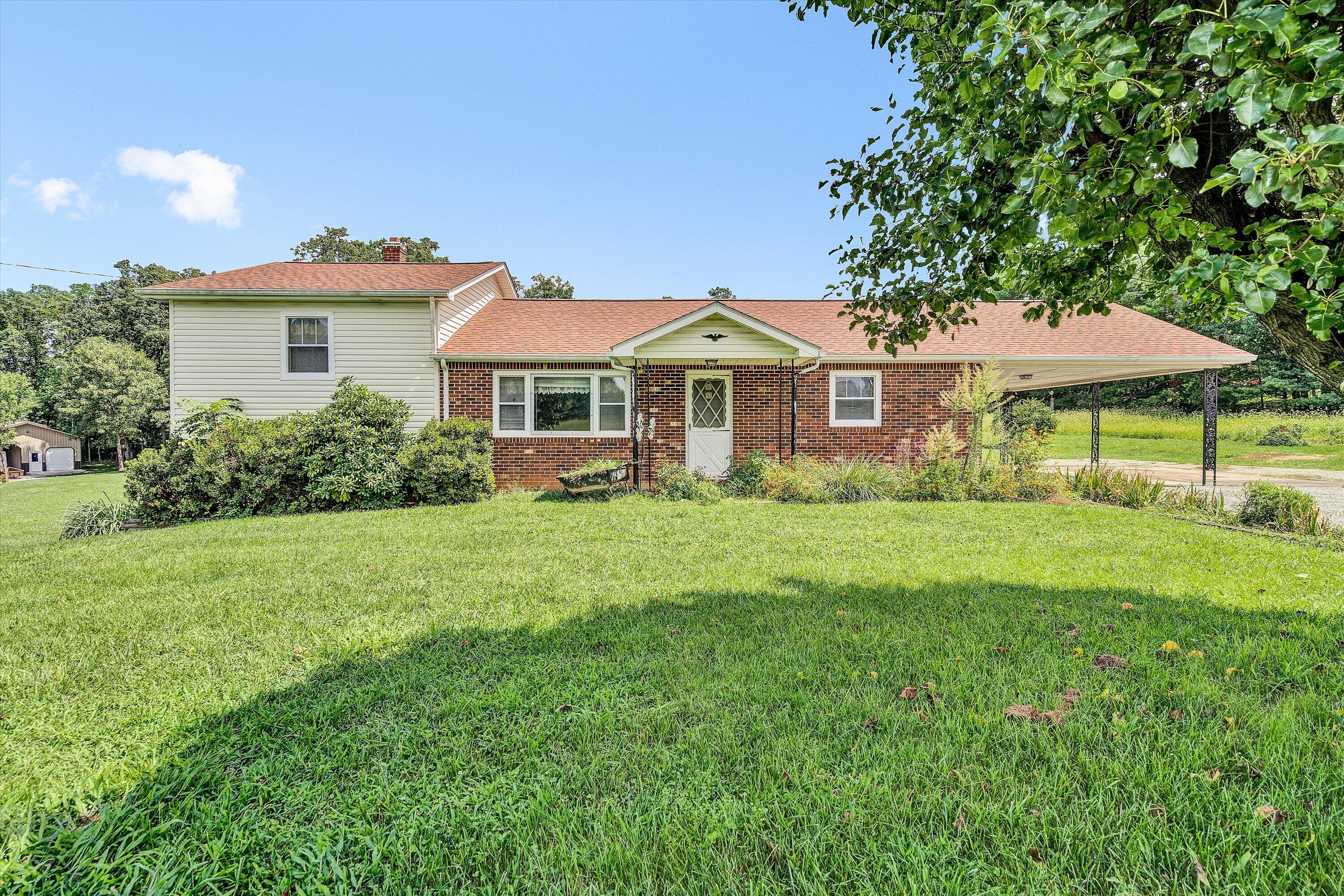 204 Farm View Road Glade Hill, VA 24092 - Photo 30 of 32 30-DSC07955