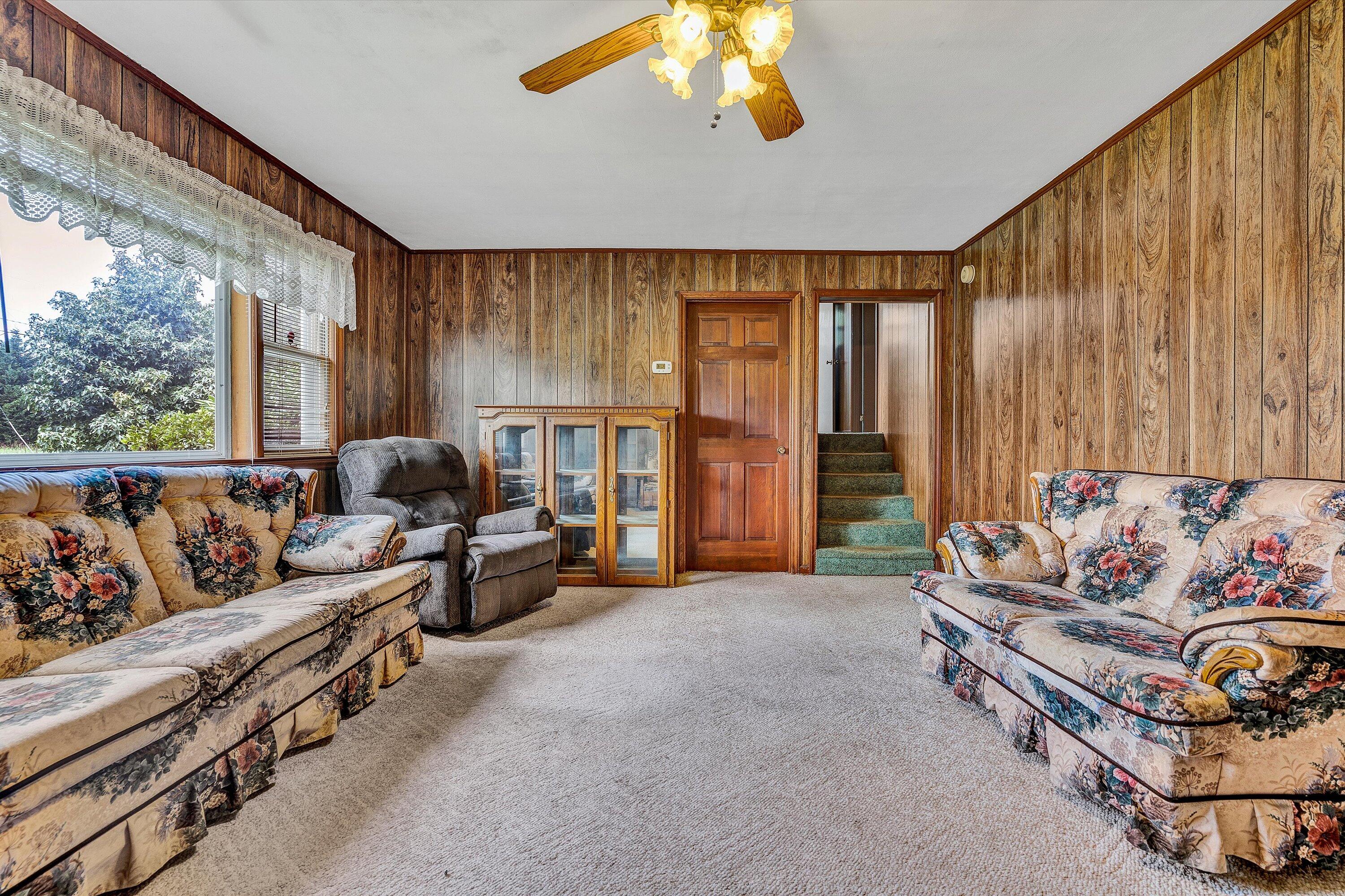 204 Farm View Road Glade Hill, VA 24092 - Photo 3 of 32 03-DSC07889