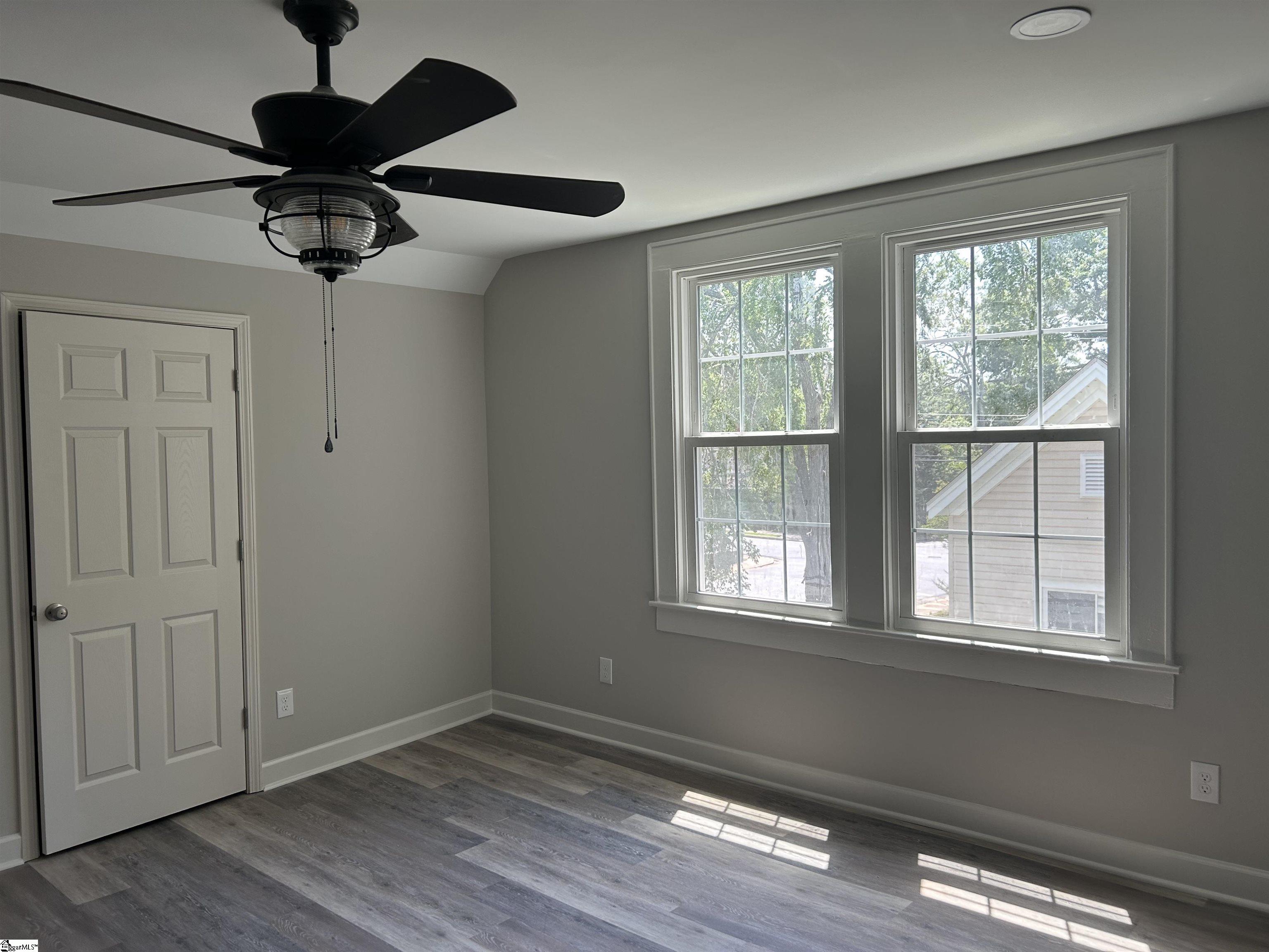 106 Washington Street Clinton, SC 29325 - Photo 27 of 32