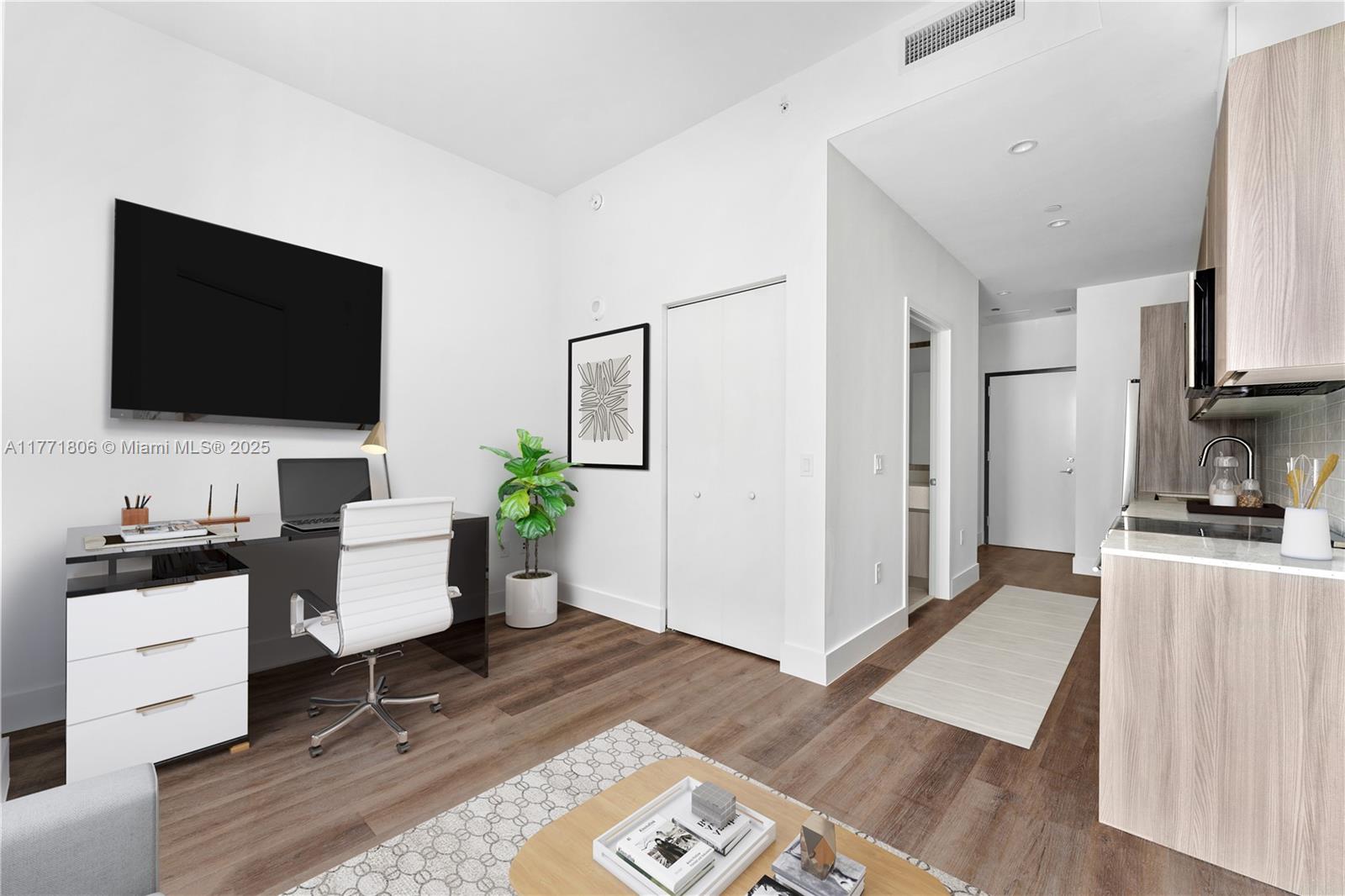 2800 Southwest 27th Terrace, Unit 204 Miami, FL 33133 - Photo 2 of 15 Note