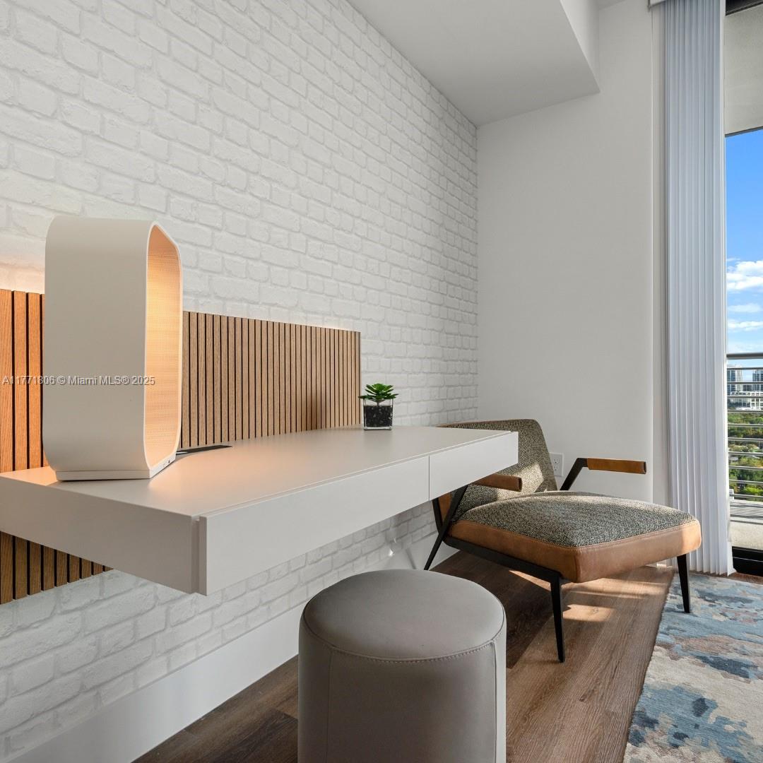 2800 Southwest 27th Terrace, Unit 204 Miami, FL 33133 - Photo 4 of 15 Note