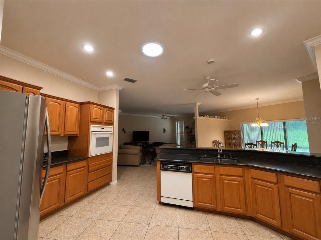 19203 Southwest 98th Loop Dunnellon, FL 34432 - Photo 8 of 44 Gallery Image 8
