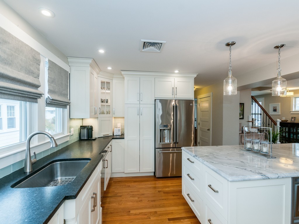 34 Mayall Road Waltham, MA 02453 - Photo 6 of 29 Gallery Image 6