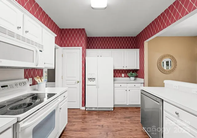 $510,000 | 7011 Southbrook Drive, Charlotte, NC 28277