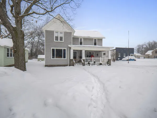 $195,000 | 2102 Nelson Street, Manistee, MI 49660