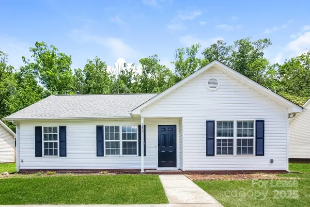 $1,735 | 1400 Bells Knox Road, Charlotte, NC 28214