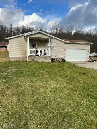 $159,900 | 2215 Hilliard Drive, Midvale, OH 44653