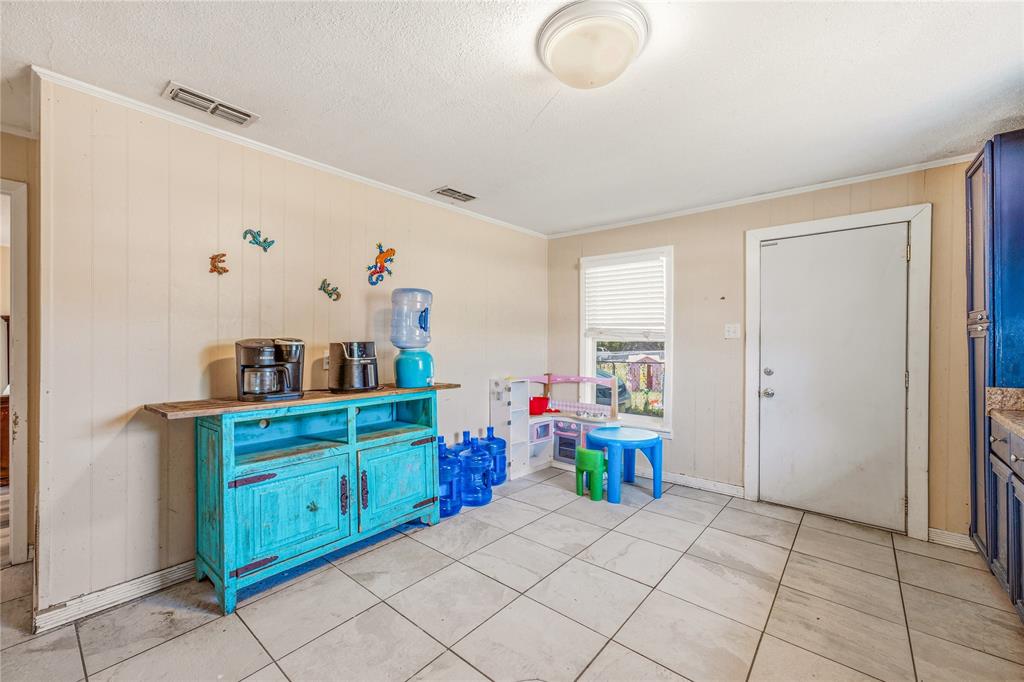 416 E Road Stephenville, TX 76401 - Photo 8 of 22