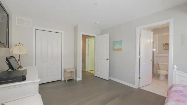 $4,500 | 137 South Berkley Square, Unit B, Atlantic City, NJ 08401