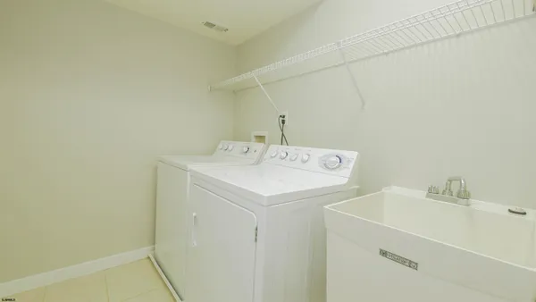 $4,500 | 137 South Berkley Square, Unit B, Atlantic City, NJ 08401