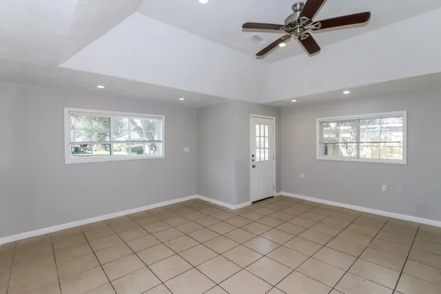 $1,745 | 2147 Frey Road, Houston, TX 77034