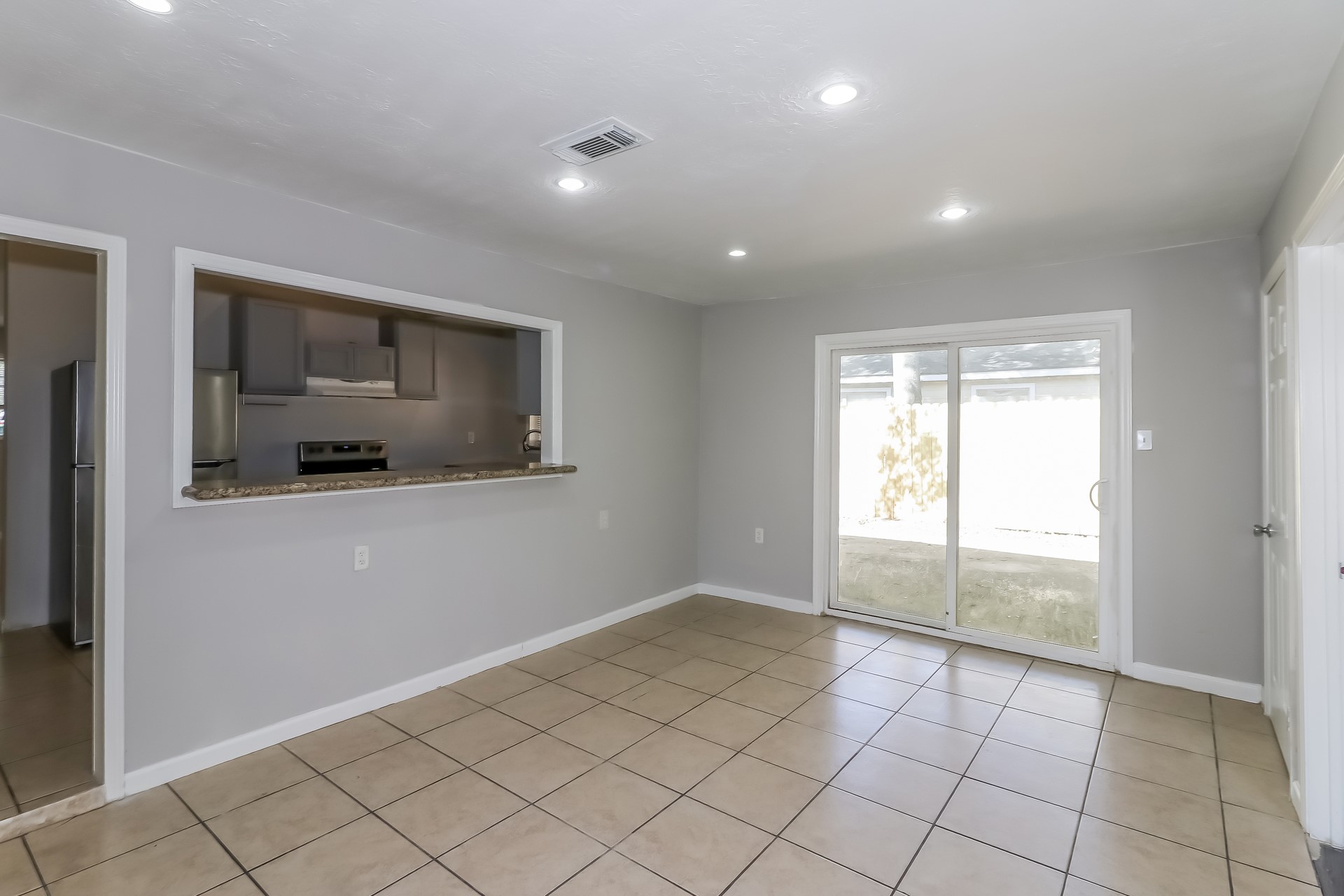 2147 Frey Road Houston, TX 77034 - Photo 5 of 15