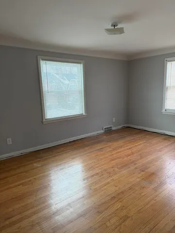 $1,410 | 17510 Wisconsin Street, Detroit, MI 48221