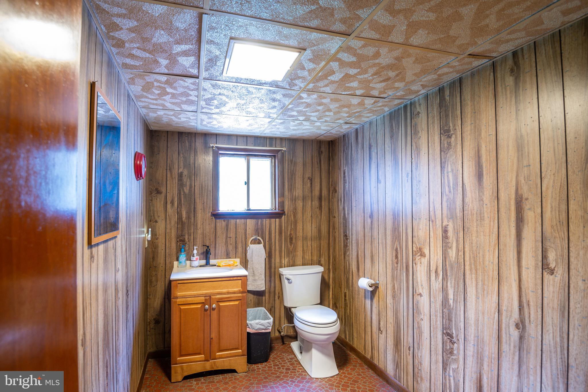 2508 Berkley Road Reading, PA 19605 - Photo 23 of 36