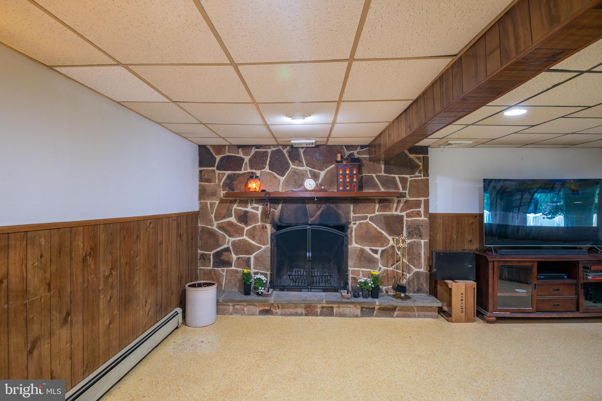 2508 Berkley Road Reading, PA 19605 - Photo 25 of 36