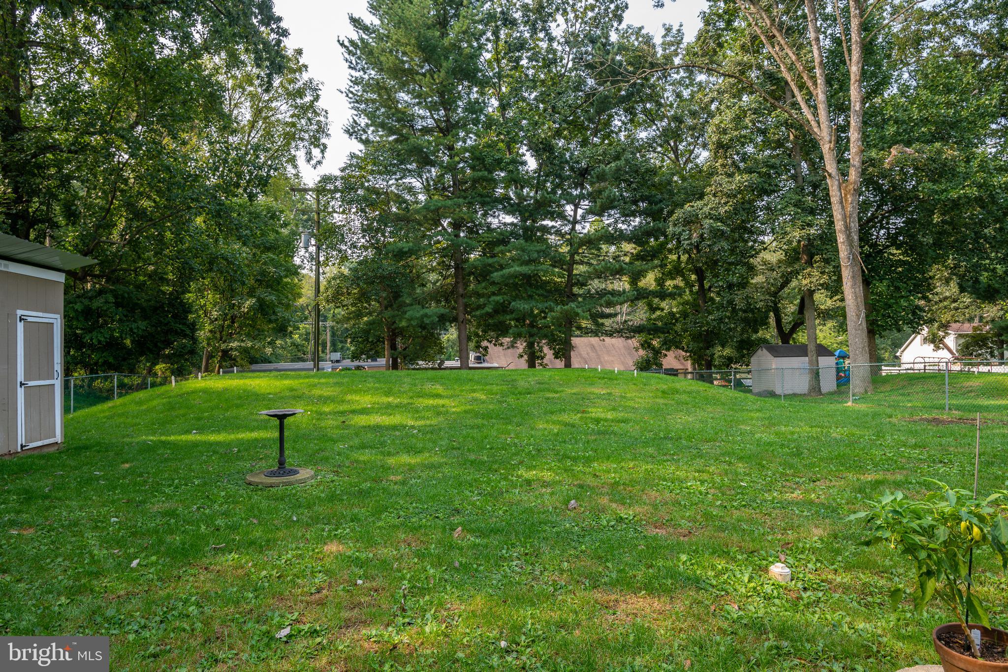 2508 Berkley Road Reading, PA 19605 - Photo 33 of 36