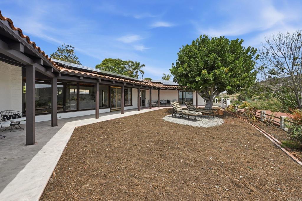 1765 Robinhood Road Vista, CA 92084 - Photo 32 of 58
