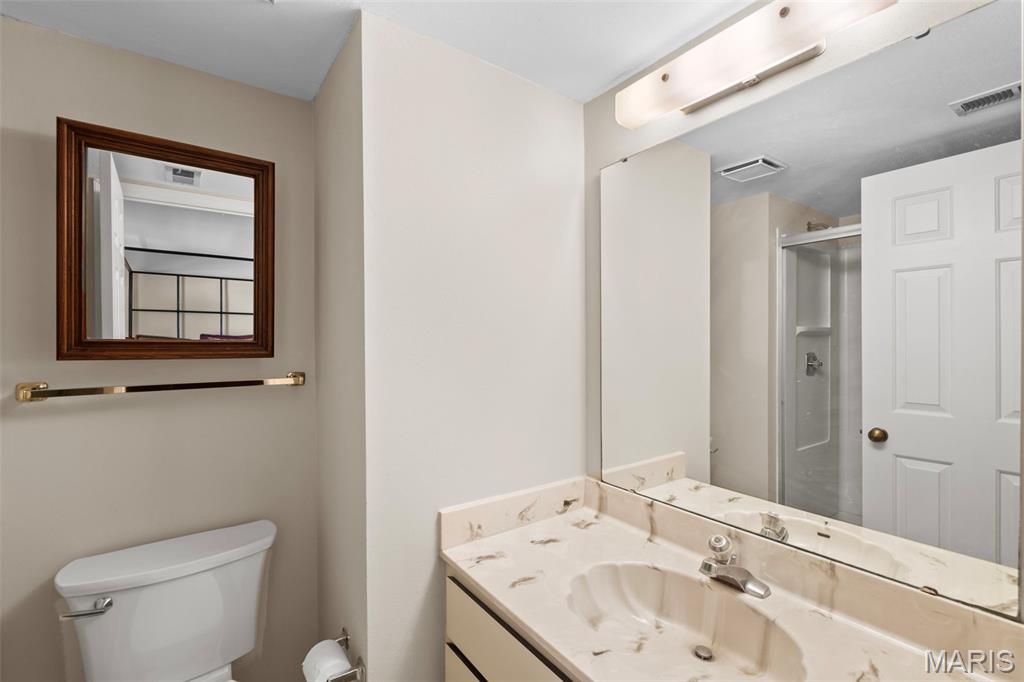 9208 Eager Road St. Louis, MO 63144 - Photo 12 of 22