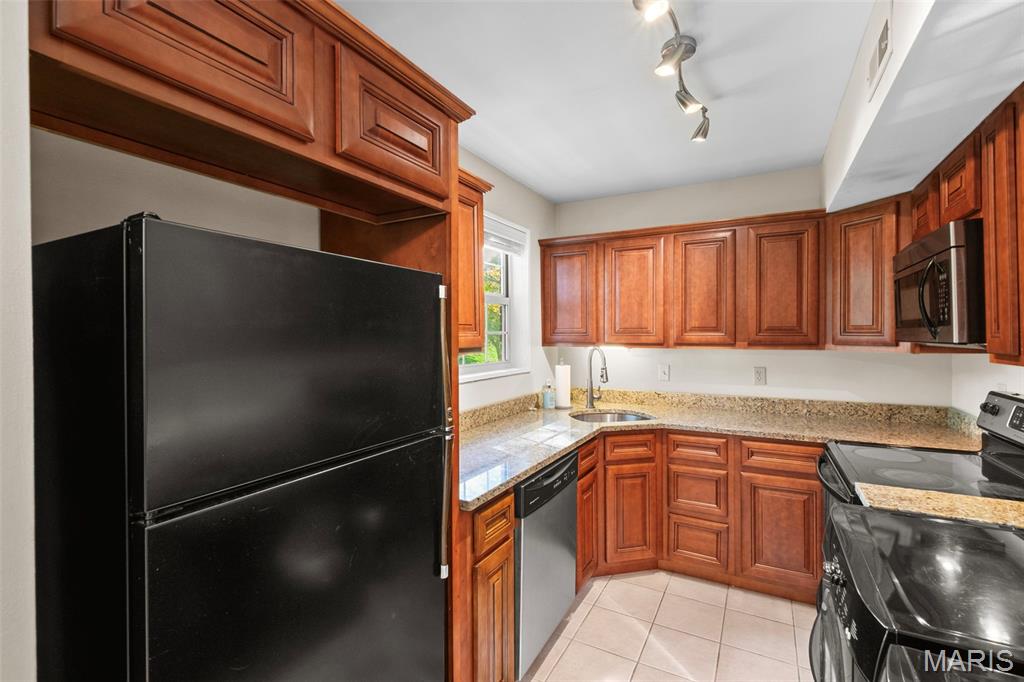 9208 Eager Road St. Louis, MO 63144 - Photo 9 of 22