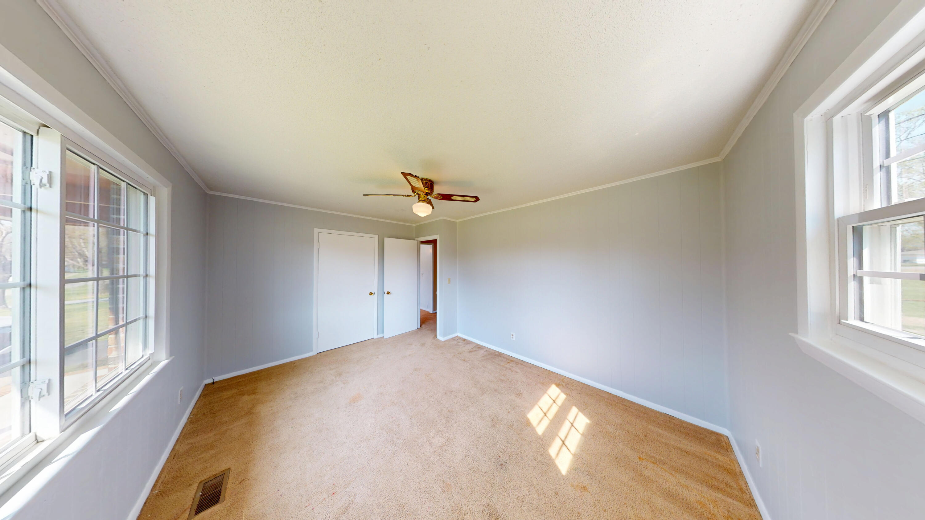 582 11th Avenue Dayton, TN 37321 - Photo 11 of 22 10-Bedroom 2.5