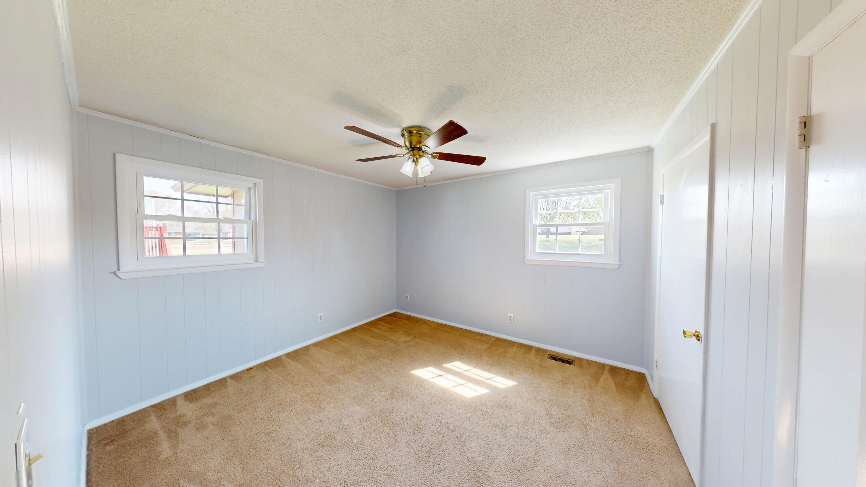 582 11th Avenue Dayton, TN 37321 - Photo 8 of 22 7-Bedroom 1