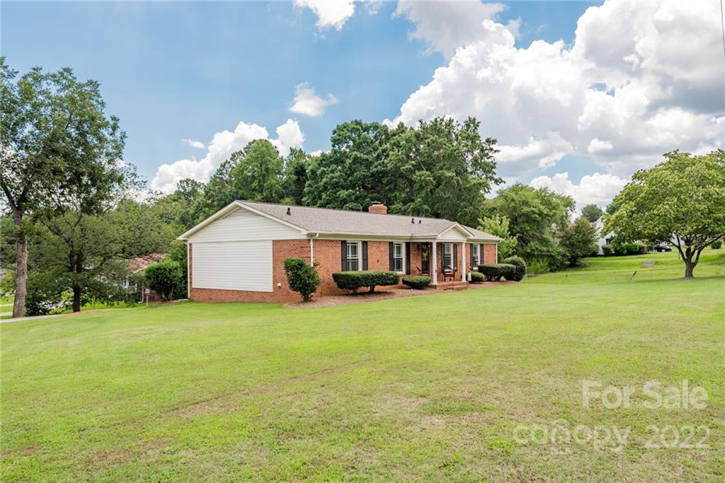 2114 Centergrove Road Kannapolis, NC 28083 - Photo 3 of 27 Gallery Image 3