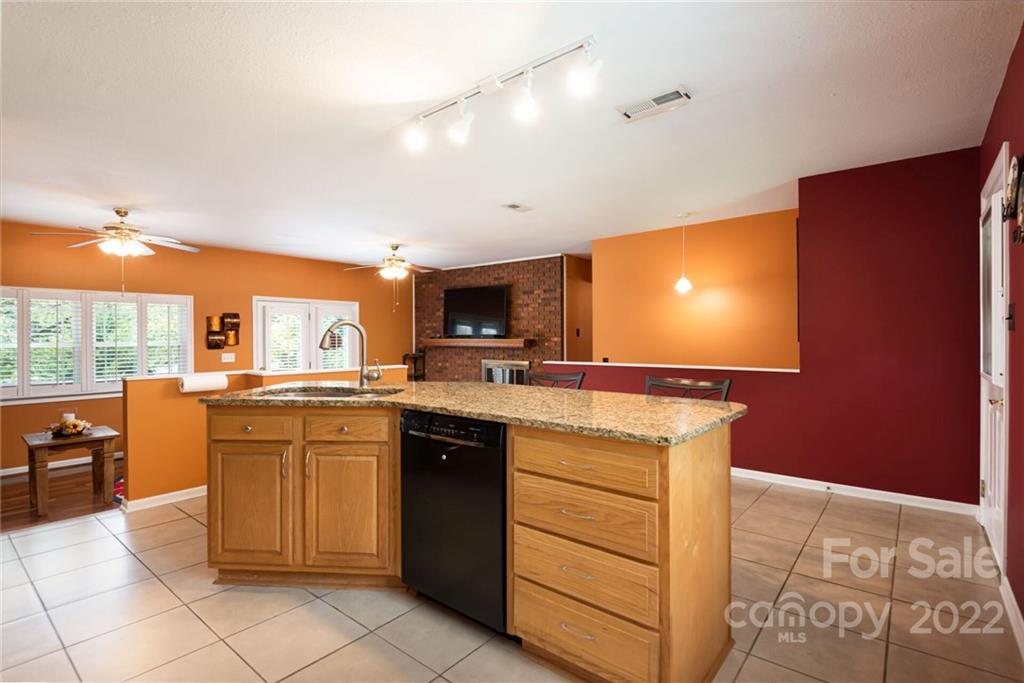 2114 Centergrove Road Kannapolis, NC 28083 - Photo 7 of 27 Gallery Image 7